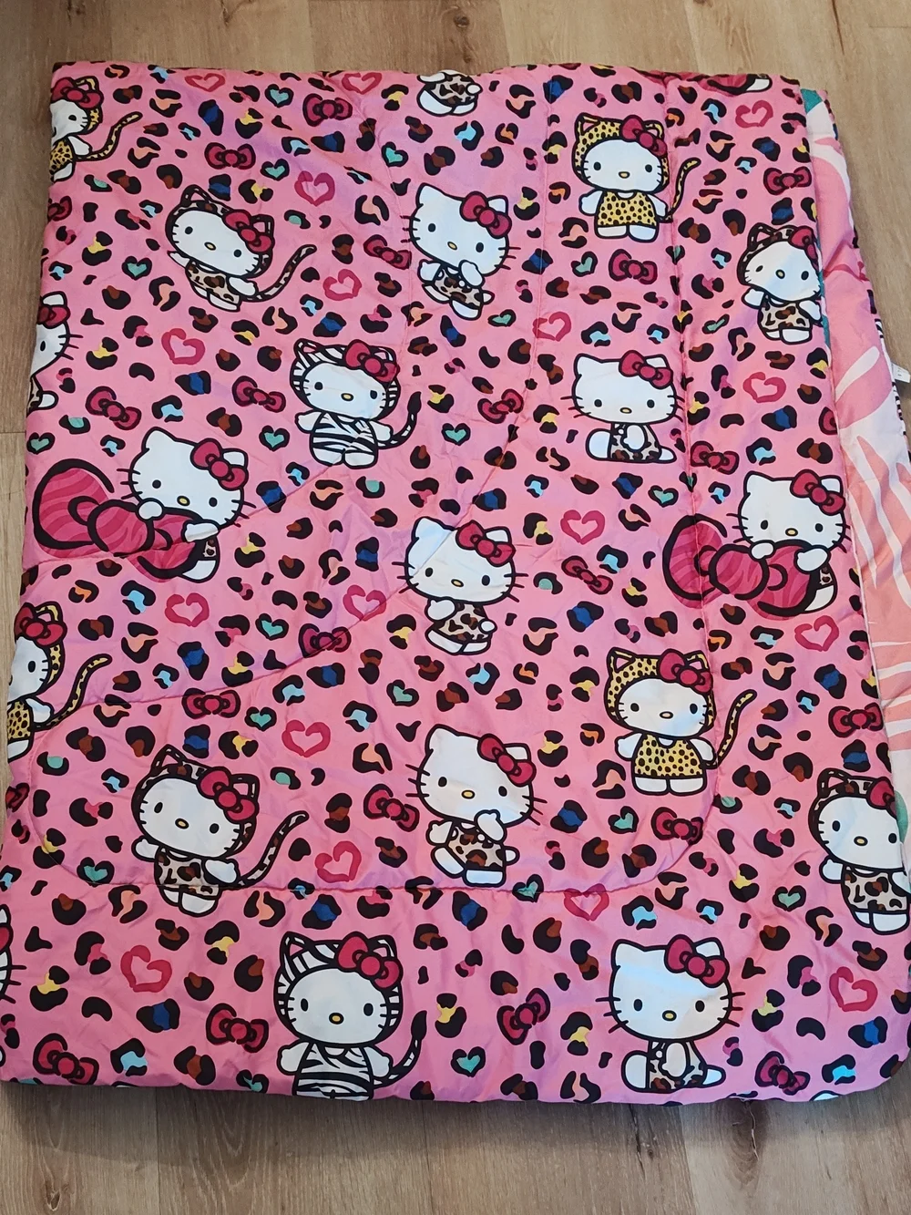 Hello Kitty Pink Comforter Sanrio Kawaii Allover Print  Double Side Twin/Full